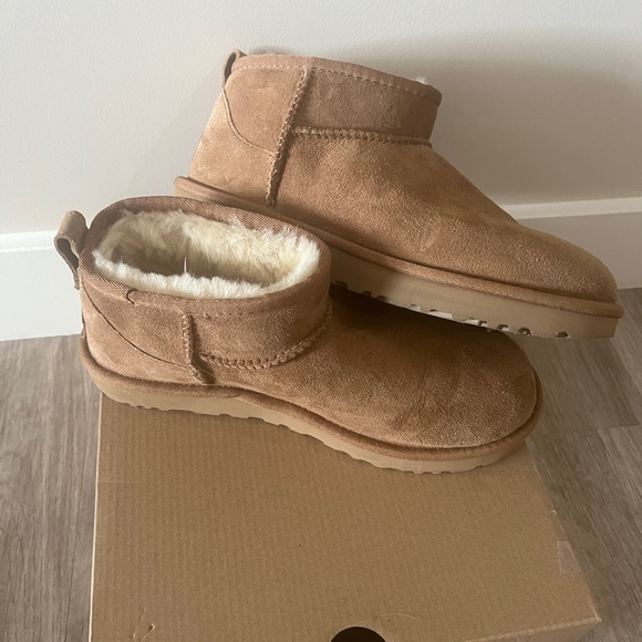 UGG Ultra Mini boots - Picture 5 of 8